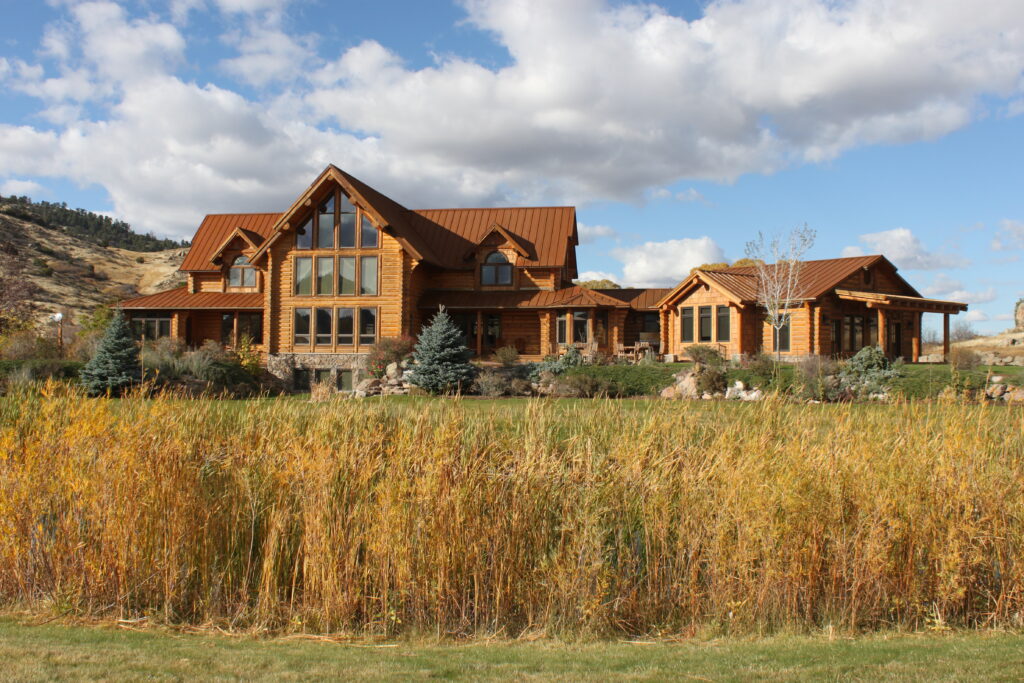 Wagonhound Land & Livestock: Reid Creek Lodge